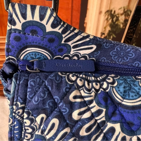 Vera Bradley Bohemian Messenger Adjustable Crossbody Bag, zip close and magnetic - Picture 10 of 16